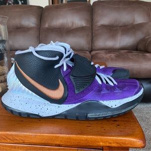 Nike Kyrie 6 Laker Color Shoes CT1019-991.  Perfect Condition.